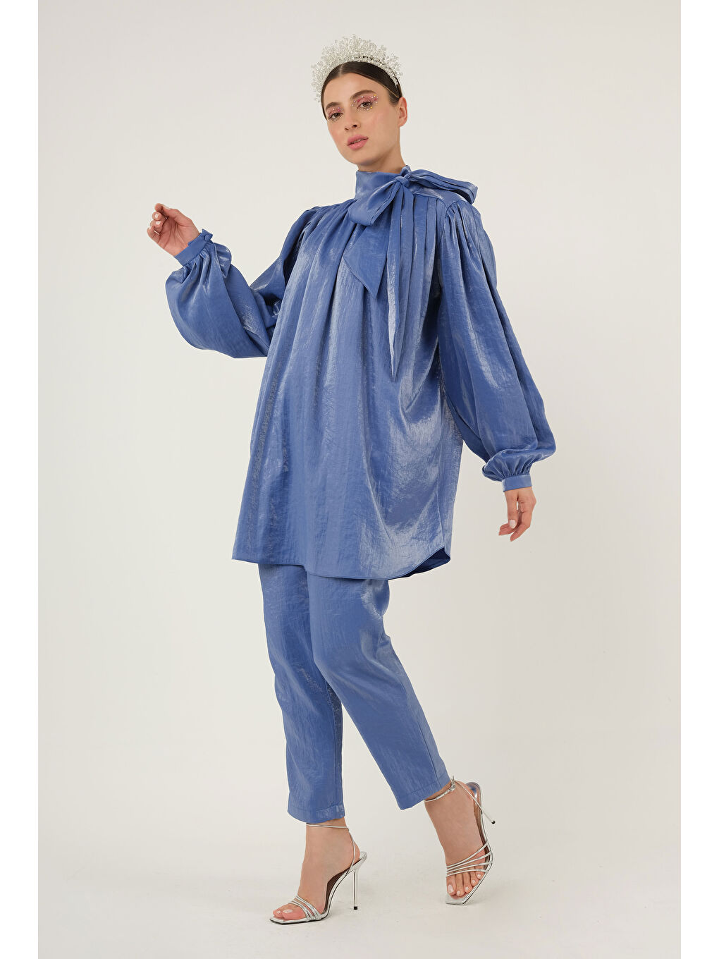 Yakası Bağcıklı Takım Lacivert-3