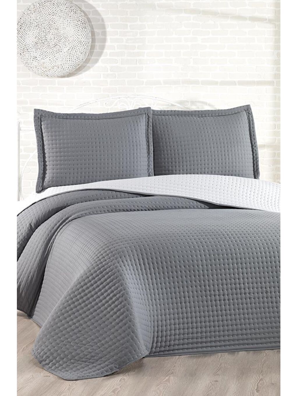 Elisa Dolgulu Çift Taraflı Çift Kişilik 240x260 Cm Yatak Örtüsü Antrasit