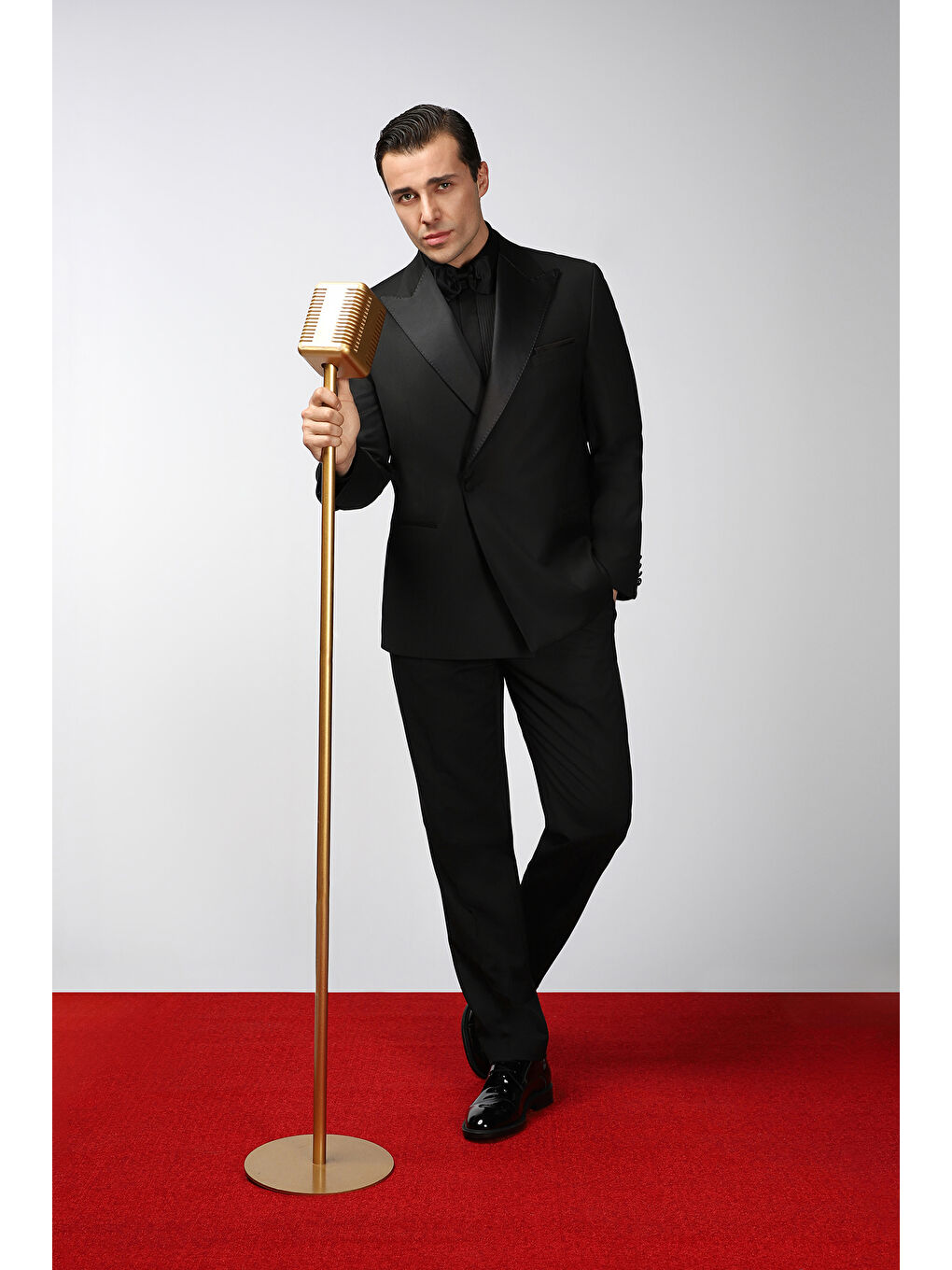 Siyah Oversize Ekstra Rahat Kalıp Sivri Yaka Kruvaze Smokin & Damatlık-3