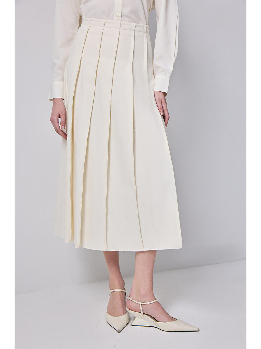 Ekru Pileli Gabardin Etek-1