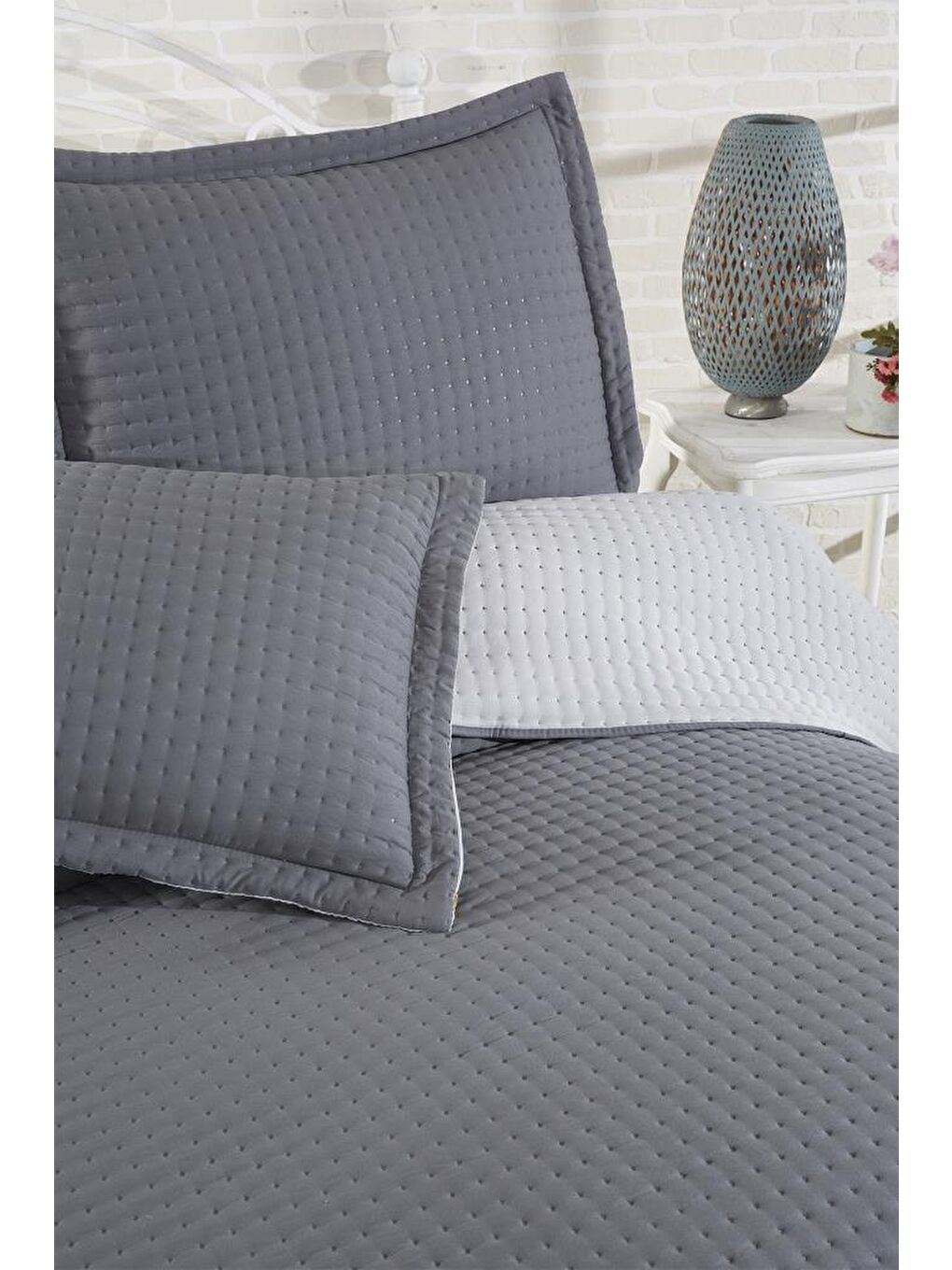 Elisa Dolgulu Çift Taraflı Çift Kişilik 240x260 Cm Yatak Örtüsü Antrasit-4