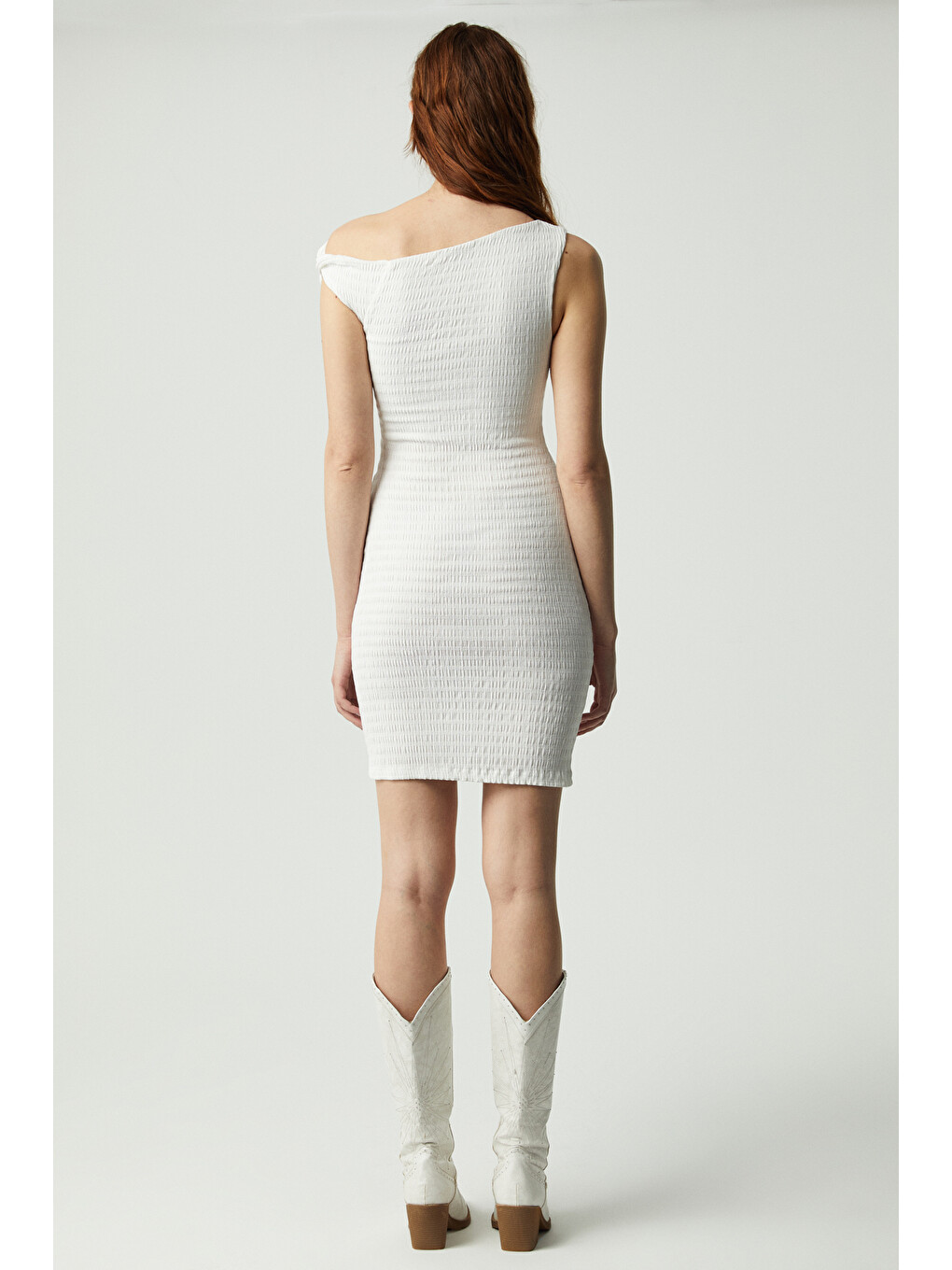 Innsa Kadın Bürümcük 3 Boyutlu Kumaşlı Tek Omuzlu Bodycon Ekru Elbise-4