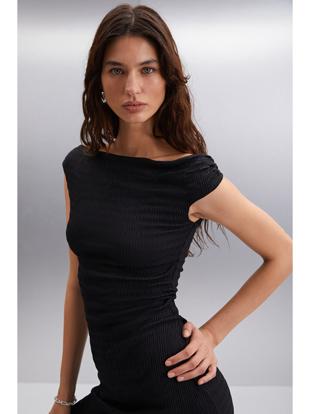 Innsa Kadın Bürümcük 3 Boyutlu Kumaşlı Tek Omuzlu Bodycon Siyah Elbise-3