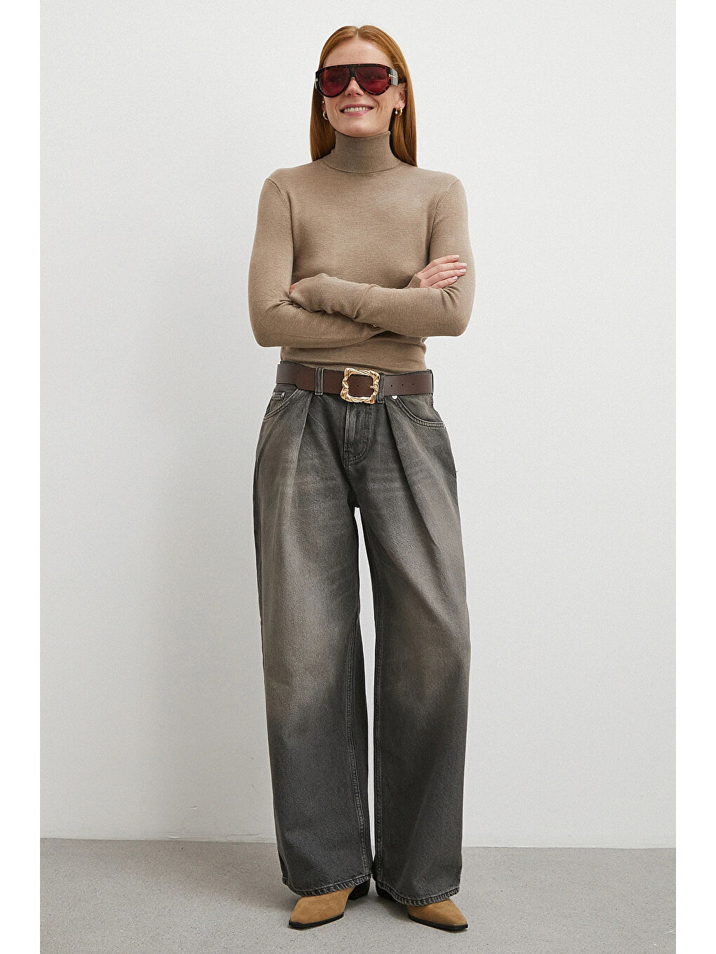 Gri Yüksek Bel Pileli Geniş Paça Jean Füme-1