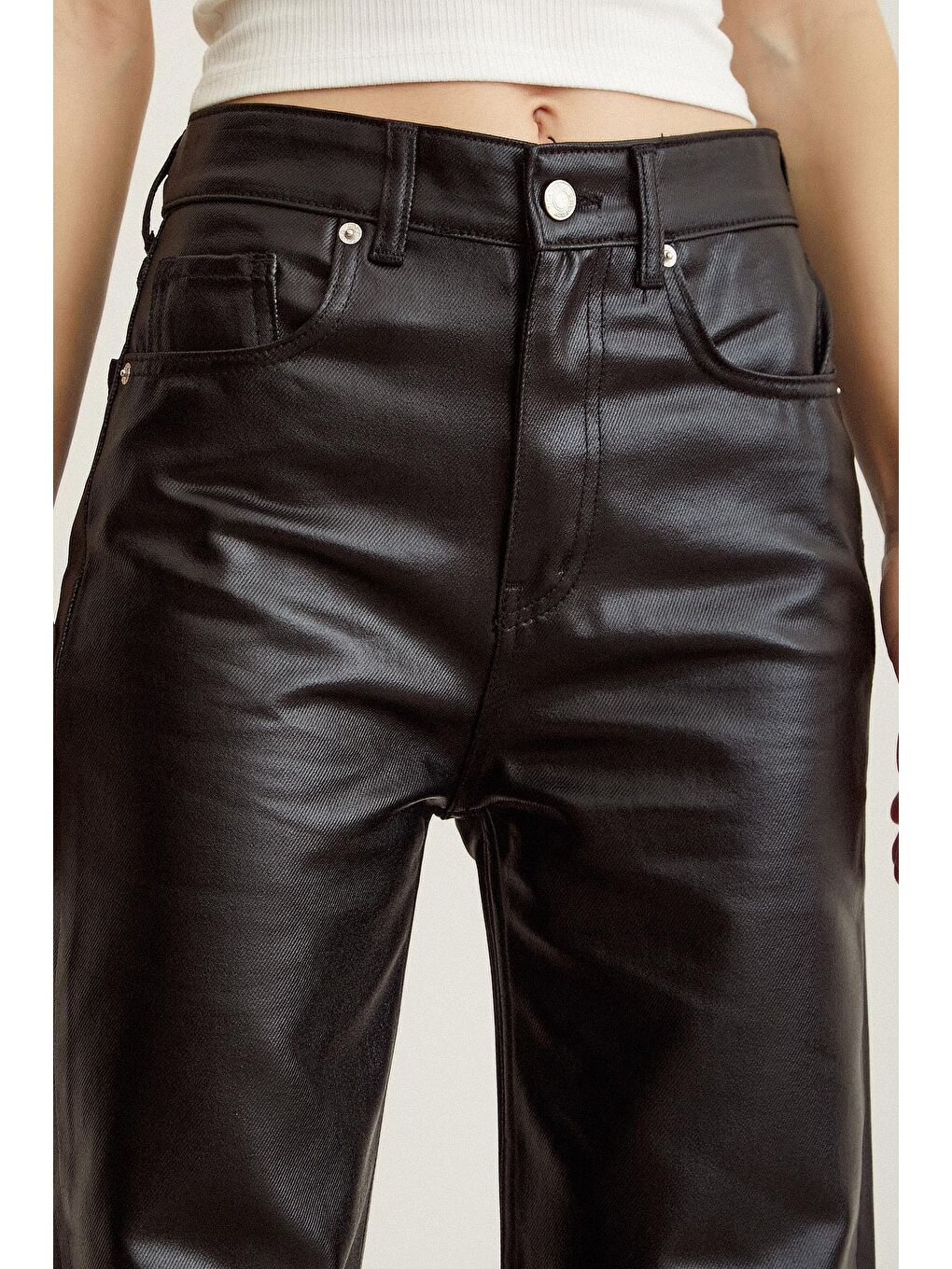 Siyah Deri Kaplamalı Denim-1