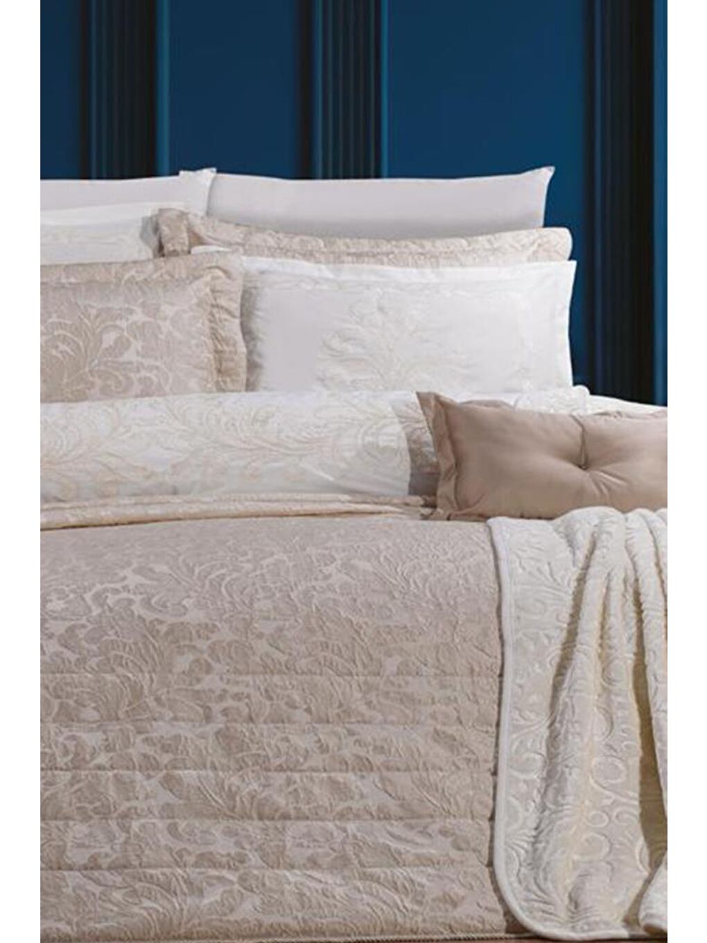 Ekru Şehrazat 11 Parça Çeyiz Seti Krem