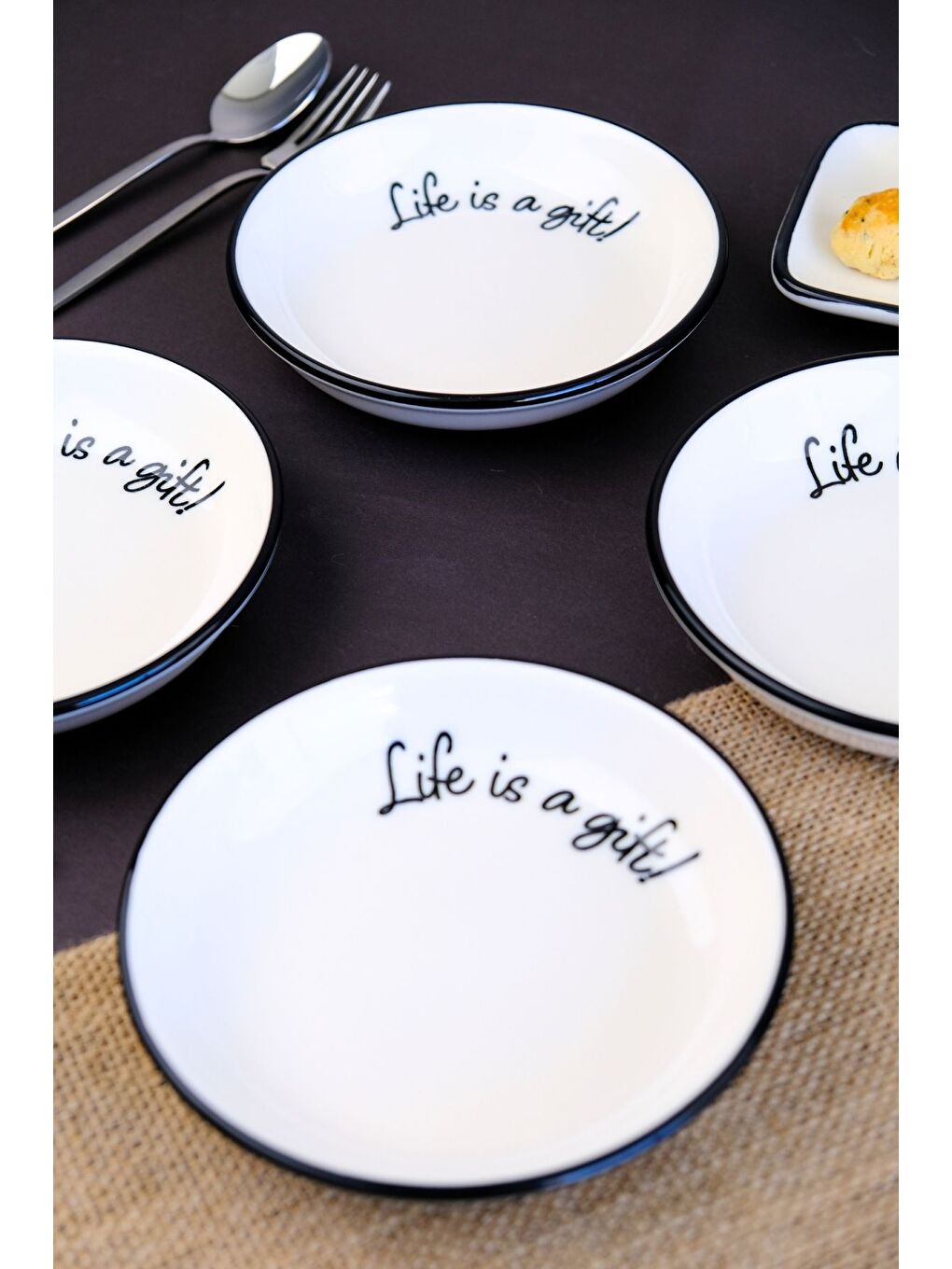 Beyaz Motto Gift Tabak 240cc 4 lü 15x15x2cm