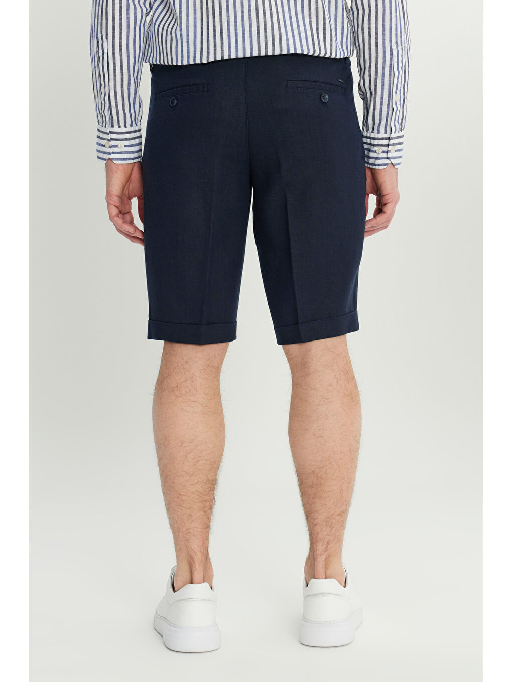 Erkek Lacivert %100 Keten Slim Fit Dar Kesim Beli Lastikli Yan Cepli Şort-4