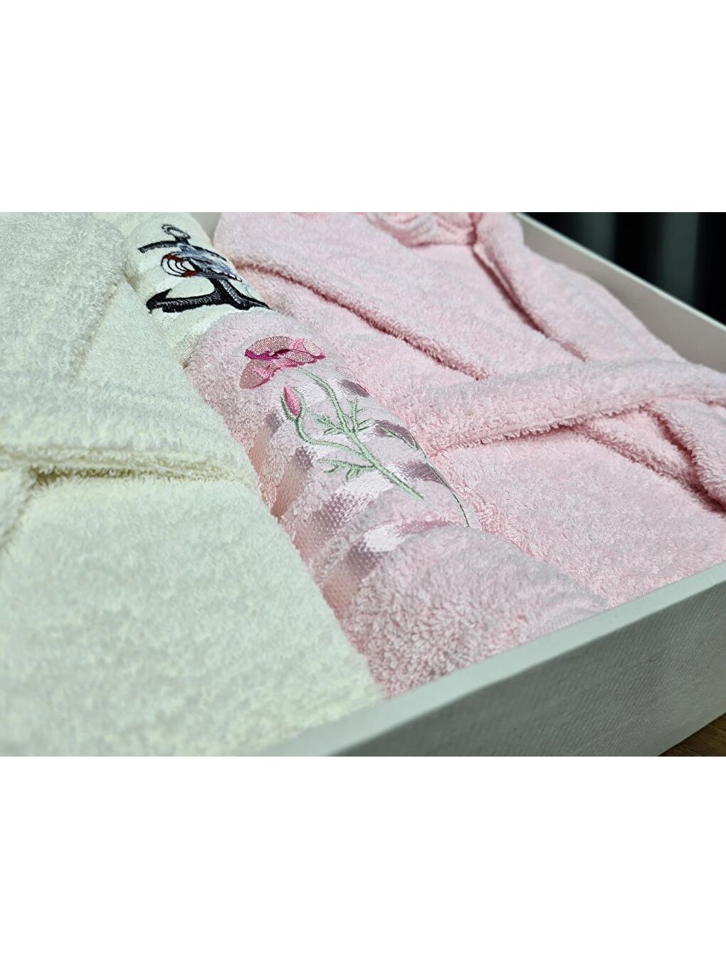 Karışık Çeyizlik Aile Bornoz Seti 4 Parça Krem Pudra-1