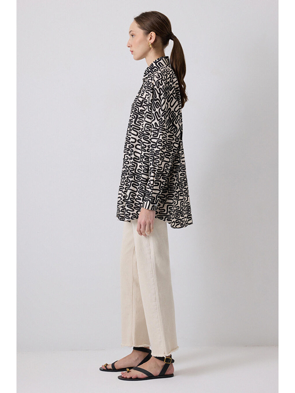 Siyah %100 Pamuklu Desenli Oversıze Gömlek-1