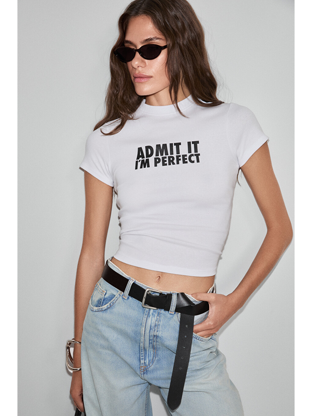 Gallura Kadın Yumuşak Ve Esnek Kumaşlı Baskı Detaylı Yuvarlak Yakalı Kısa Kol Beyaz T-shirt