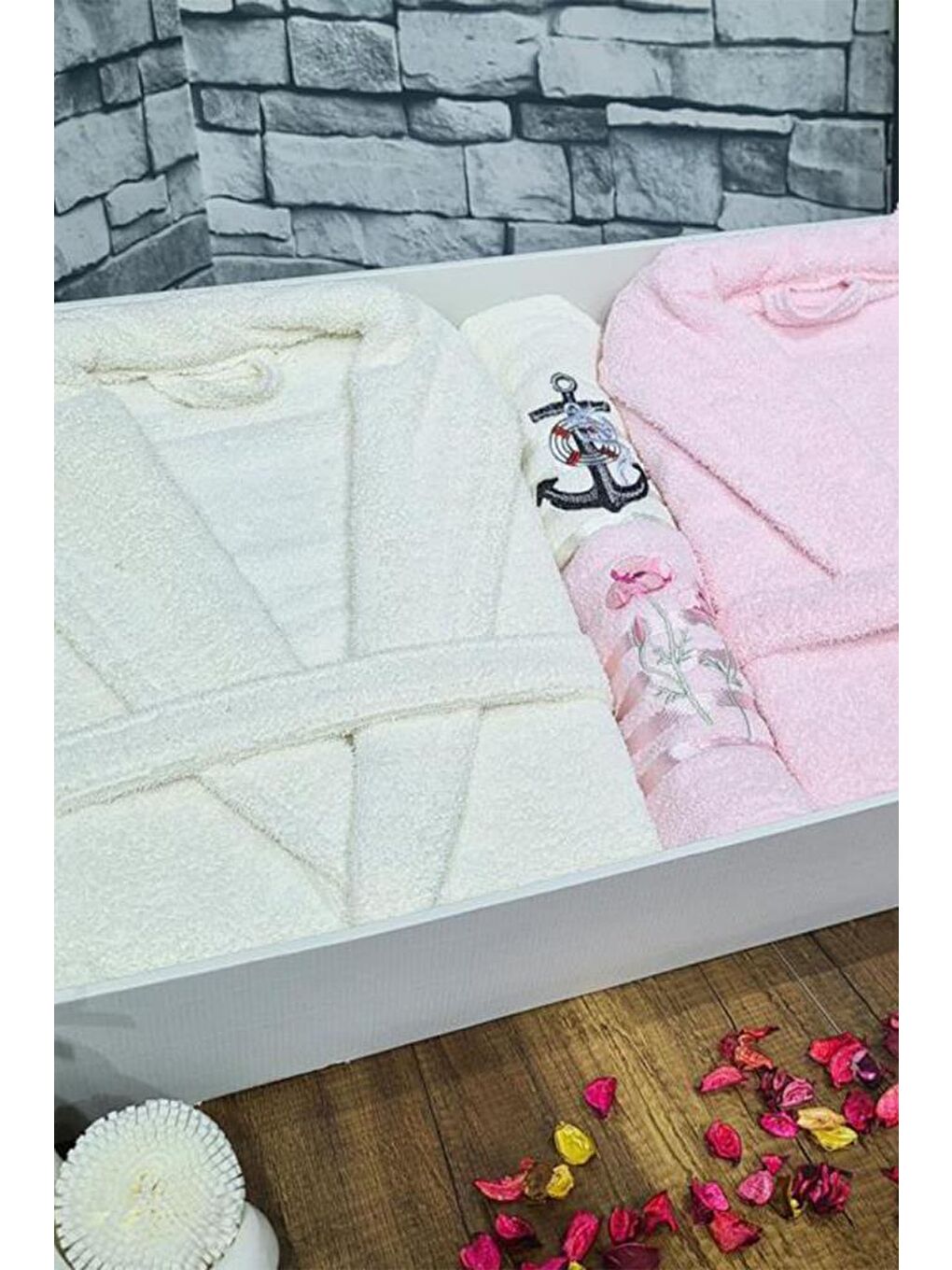 Karışık Çeyizlik Aile Bornoz Seti 4 Parça Krem Pudra-4