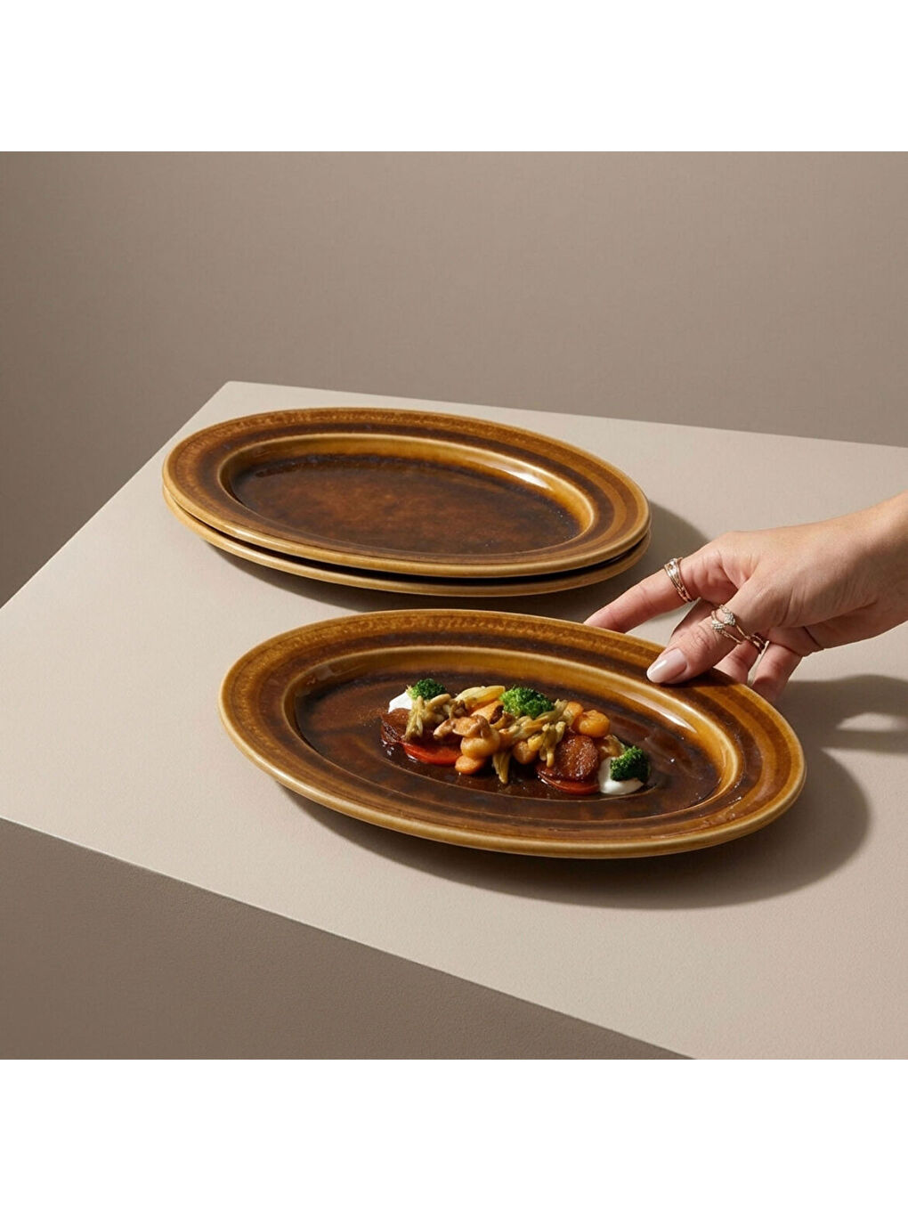 Ekru Valeron 2 Adet 21 Cm Kayık Tabak Reaktif Saura Vr 137-2