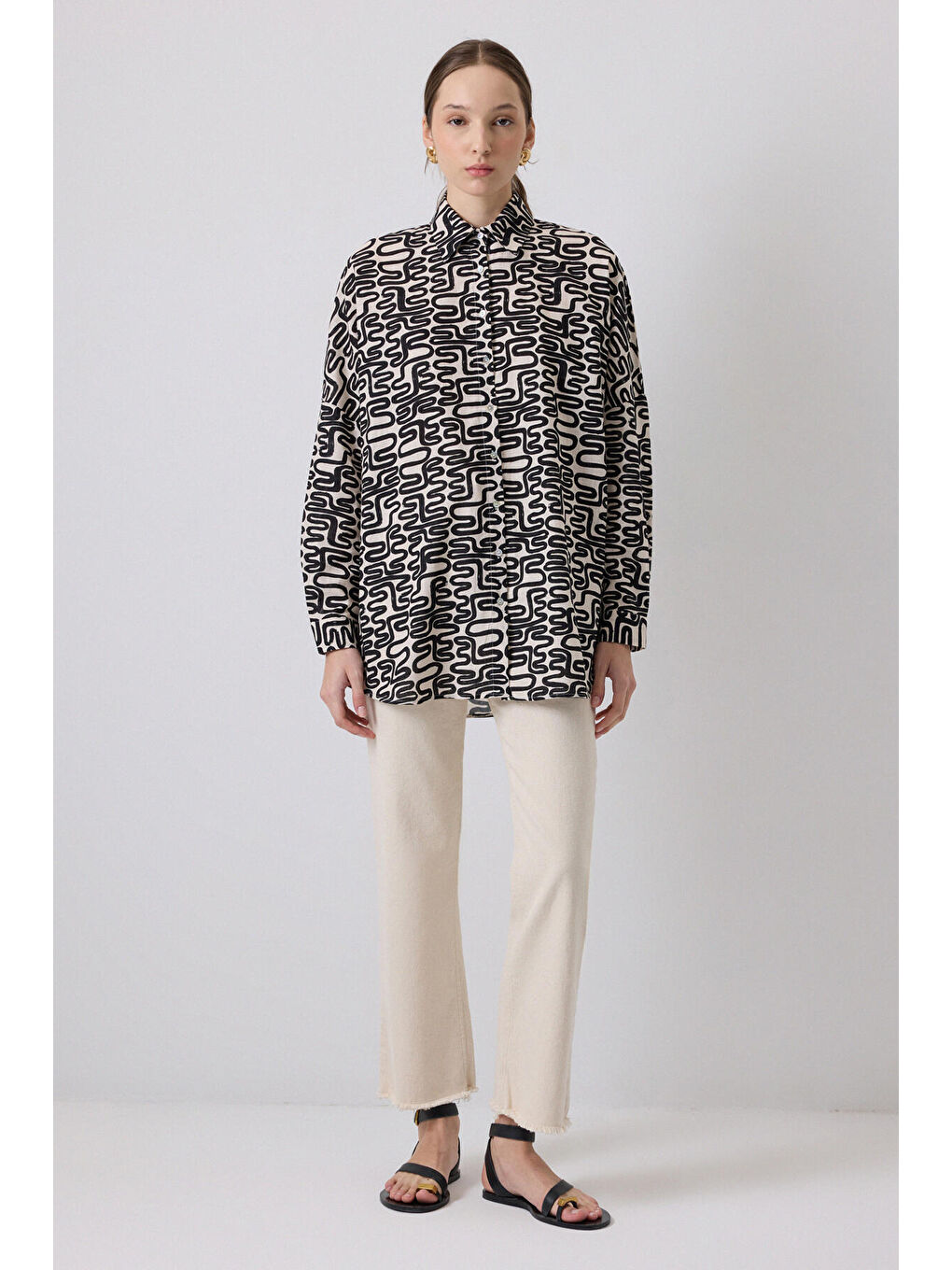 Siyah %100 Pamuklu Desenli Oversıze Gömlek-3