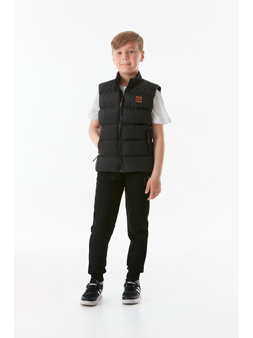Siyah Armalı Fermuarlı Unisex Çocuk  Şişme Yelek