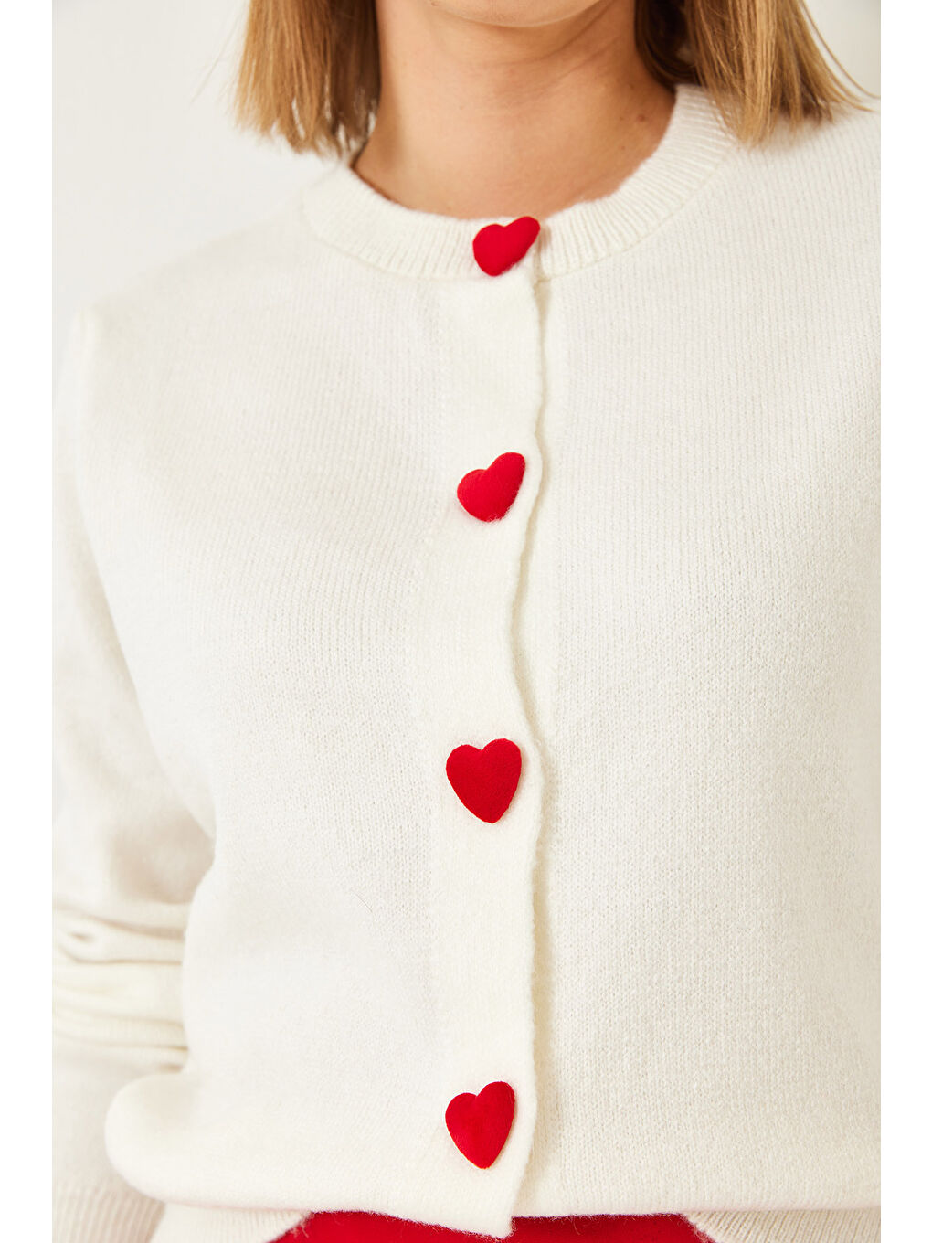 Ekru Kadın Kalp Düğmeli Triko Hırka-2