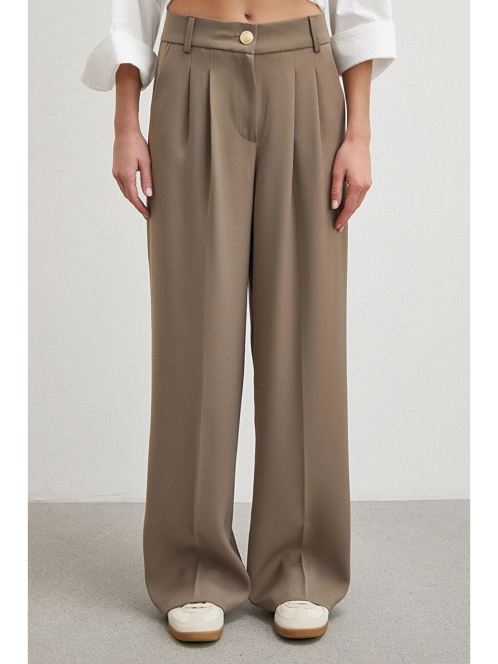 Bej Beli Lastikli Pileli Geniş Paça Pantolon Vizon-4