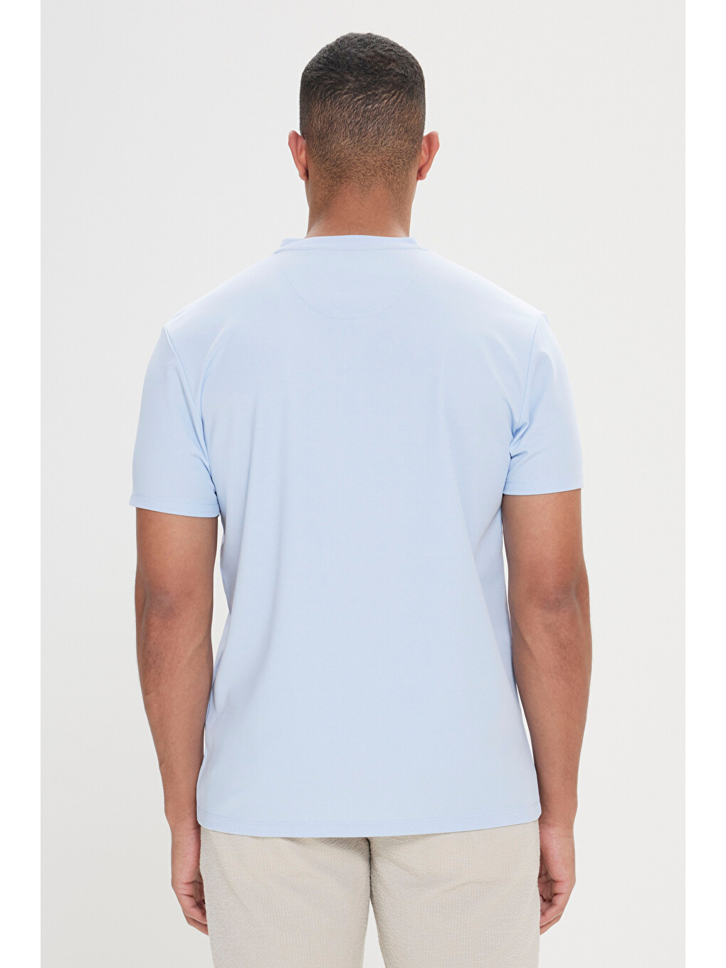 Erkek Açık Mavi Slim Fit Dar Kesim Bisiklet Yaka Pamuklu Tişört-3