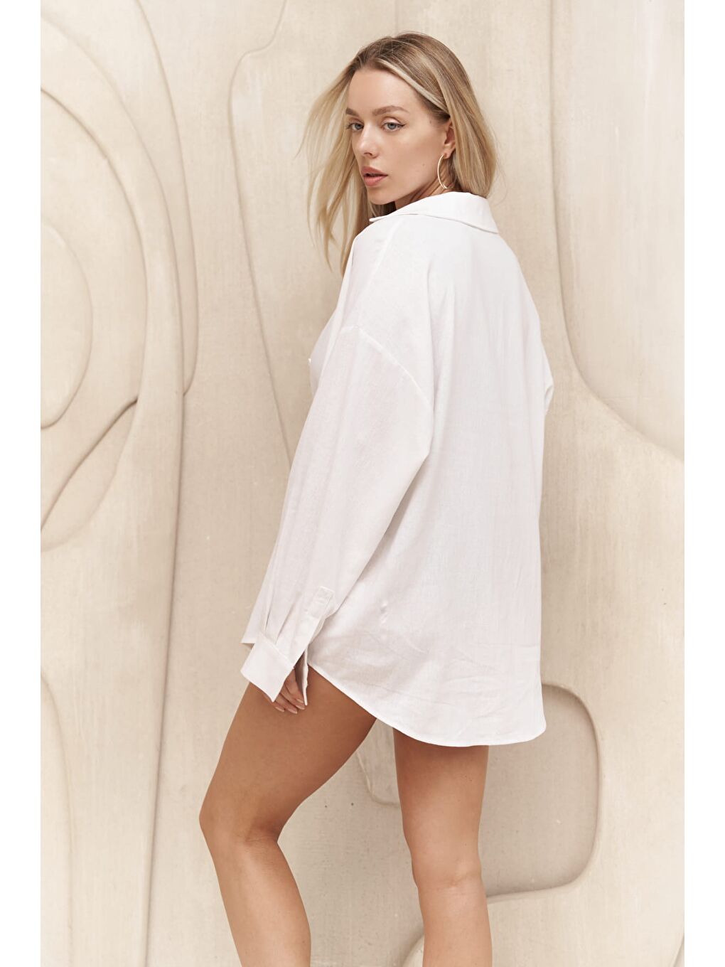 Charlotte Beyaz Oversize Keten Gömlek-2