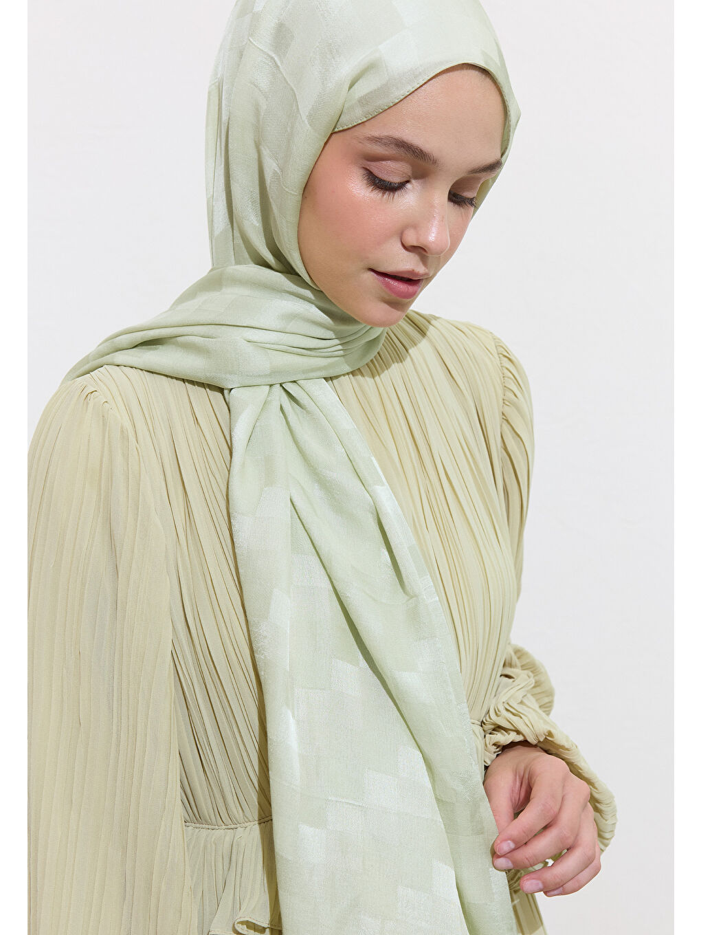 Nori İpek Jakar Şal Soft Yeşil