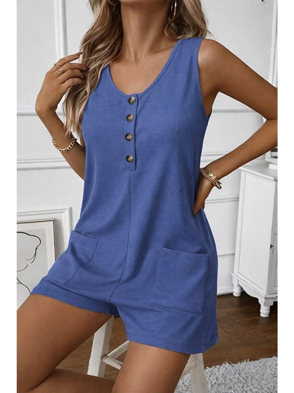 Mavi Kadın Omuz Askılı önden Düğmeli Waffle Kısa Tulum-2