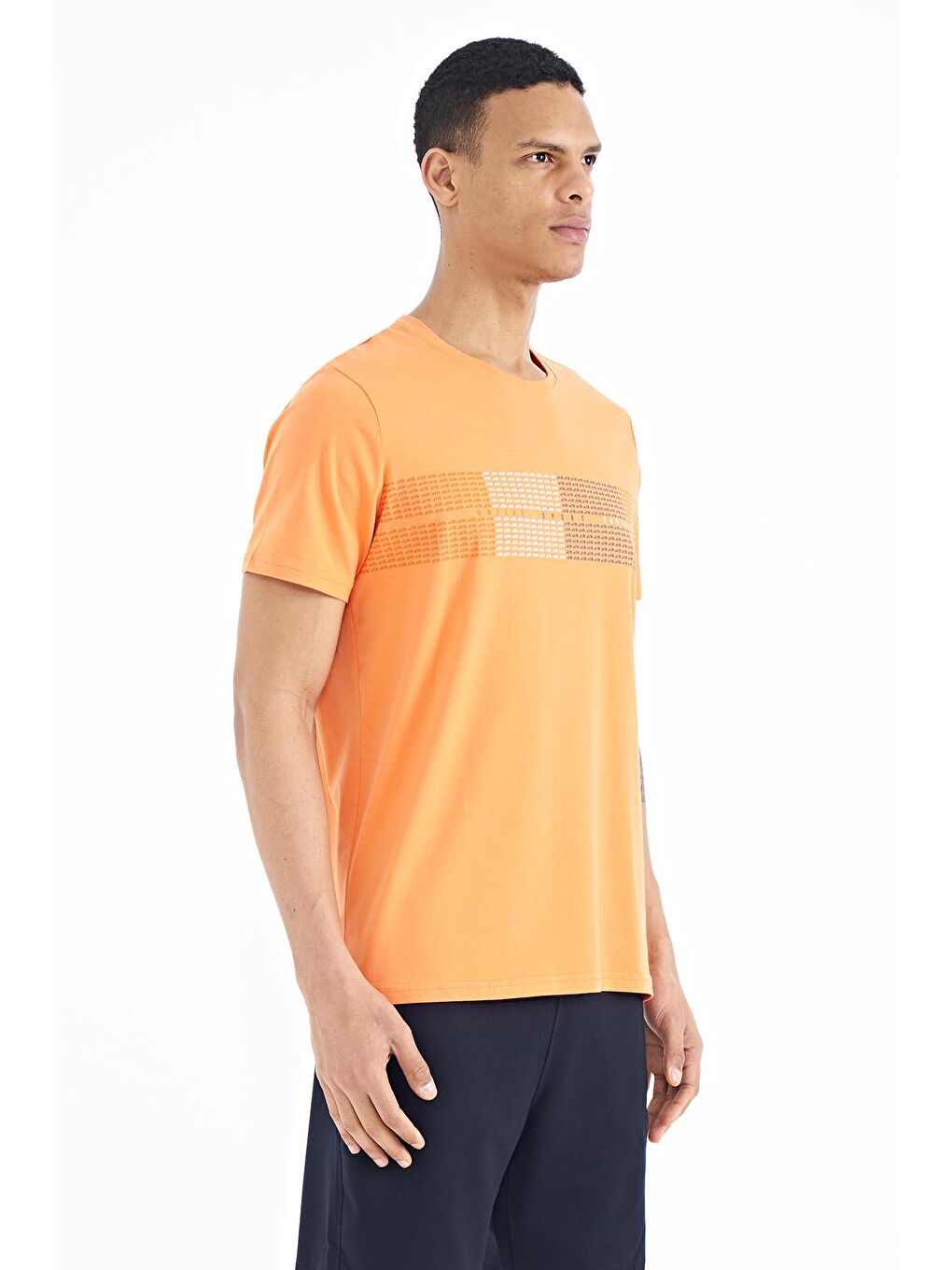 Turuncu Oranj Minimal Yazı Baskılı Standart Kalıp Erkek Tişört - 88182-3