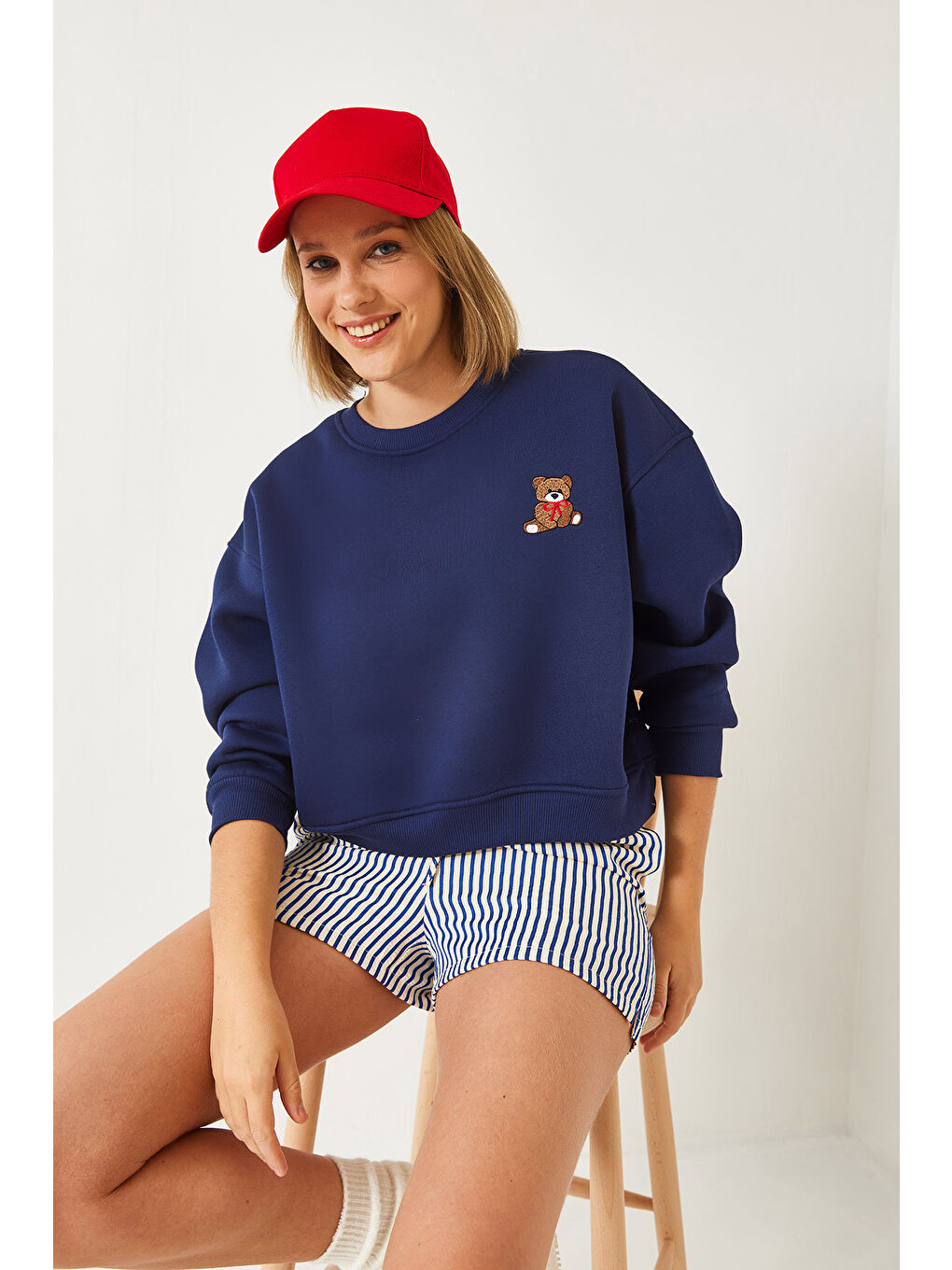 Lacivert Kadın Üç İplik Şardonlu Ayıcık İşlemeli Sweatshirt-2