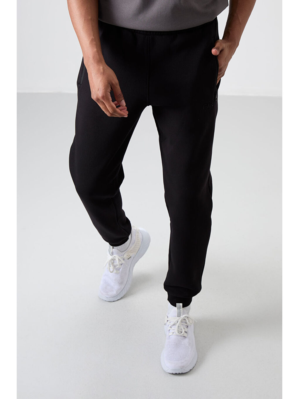 Cesar Siyah Fermuar Cepli Şardonlu Jogger  Erkek Jogger Eşofman Altı - 84929-2