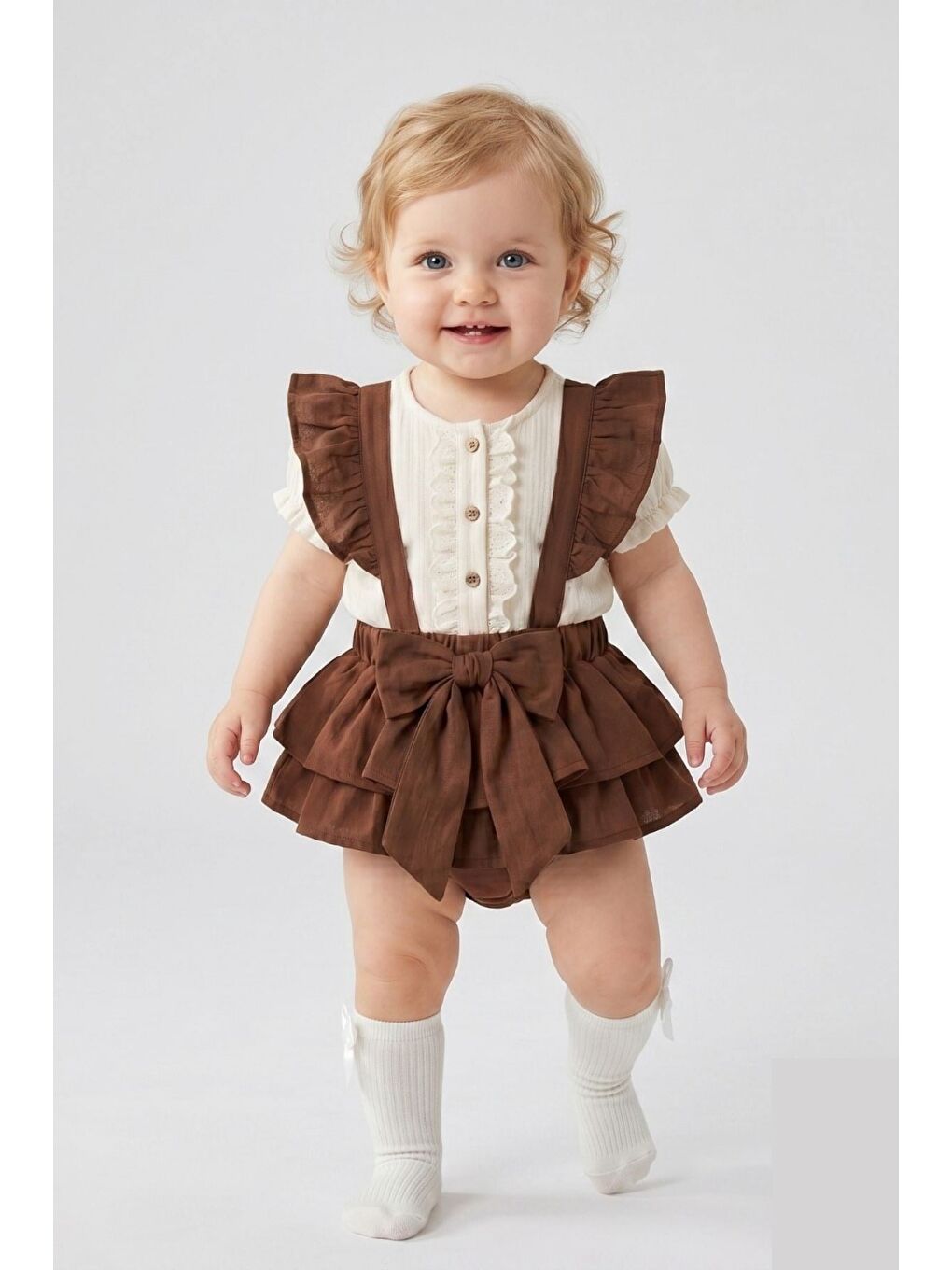 Kahverengi Fisto Detaylı Müslin Gömlek Ve Fiyonklu Salopet Takım