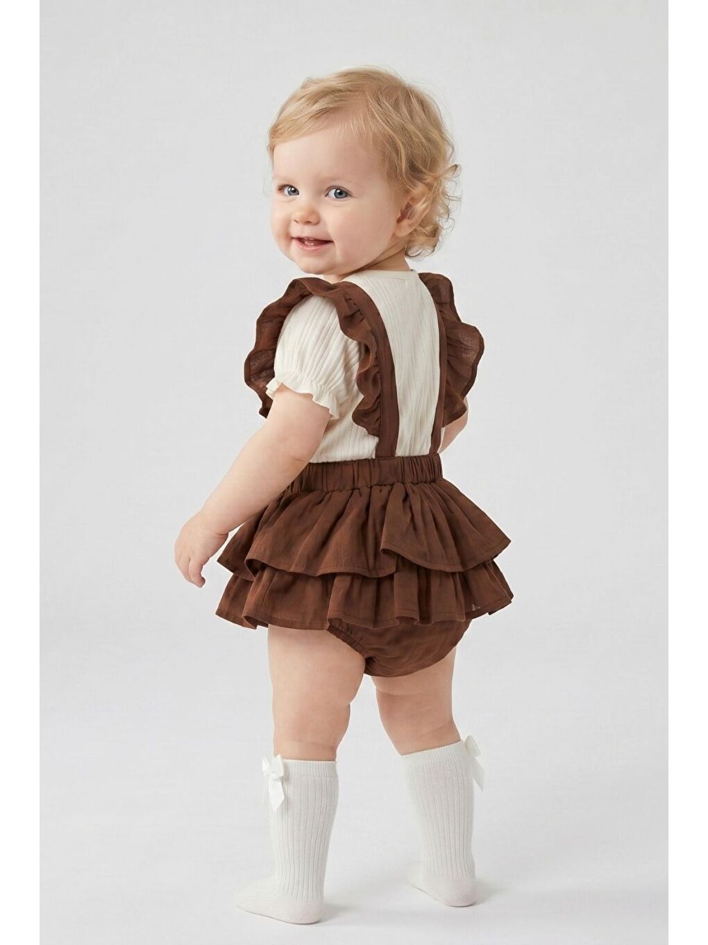 Kahverengi Fisto Detaylı Müslin Gömlek Ve Fiyonklu Salopet Takım-1