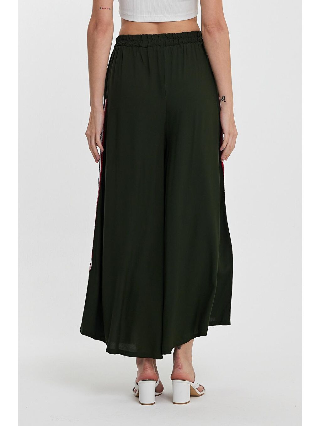 Haki Kadın Yanı Nakışlı Pantolon 907-2