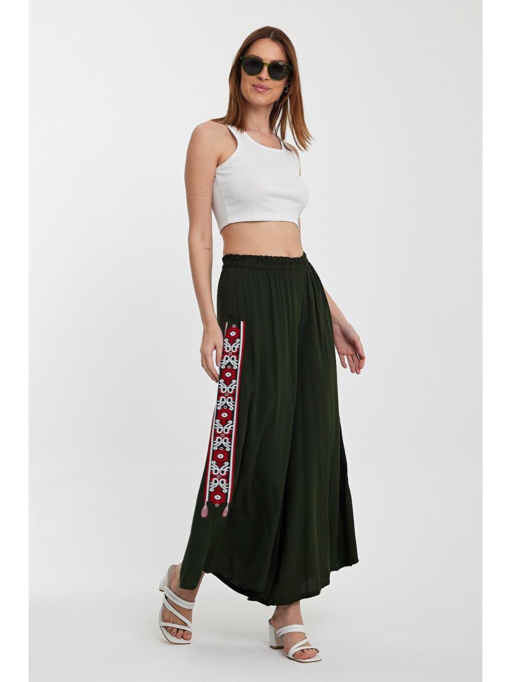 Haki Kadın Yanı Nakışlı Pantolon 907-4