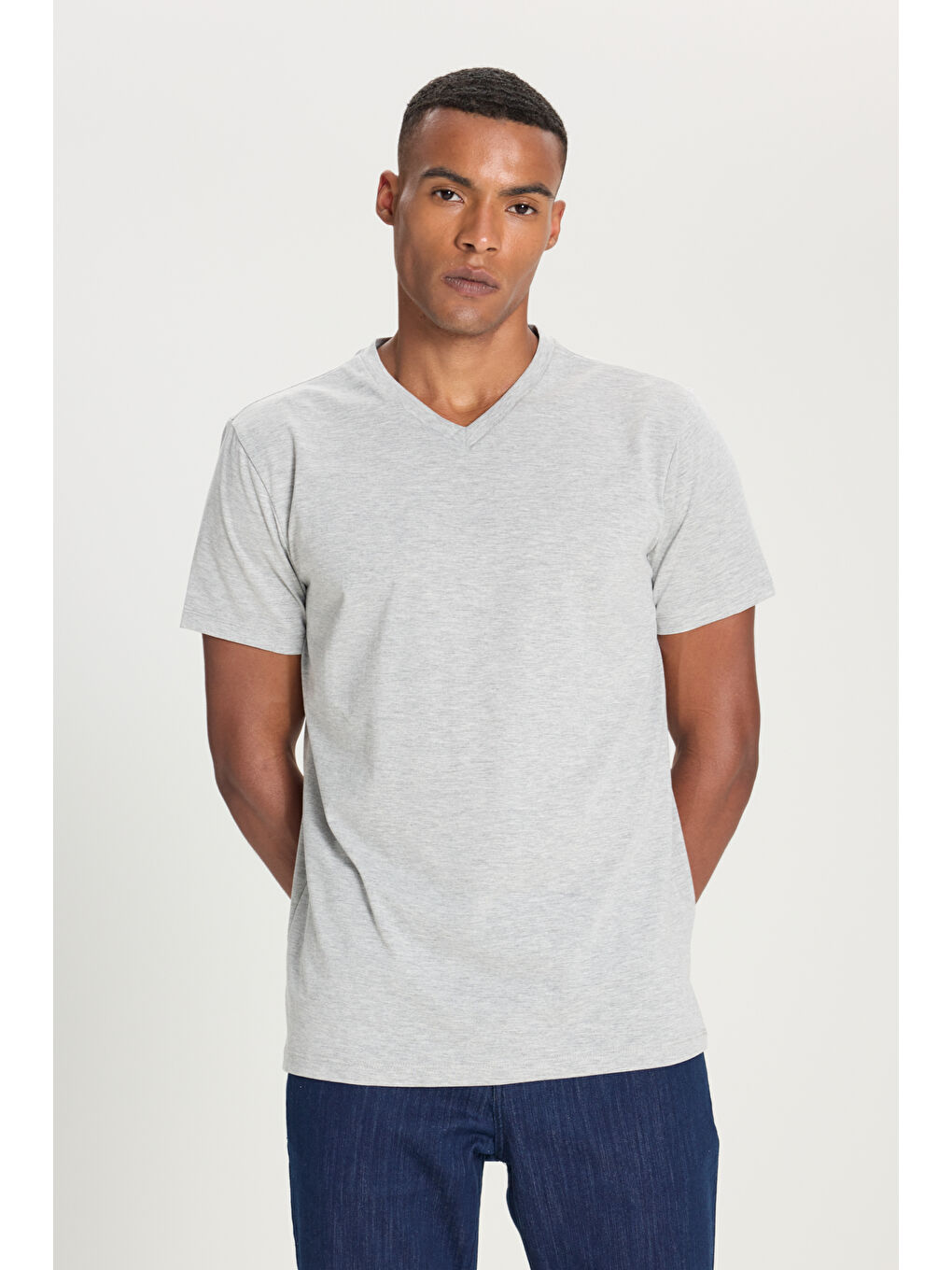 Erkek Gri Melanj Slim Fit Dar Kesim V Yaka Pamuklu V Yaka Kısa Kollu Tişört-2
