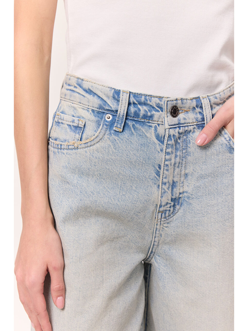 Bol Baggy Fıt Jean Açık Mavi-6