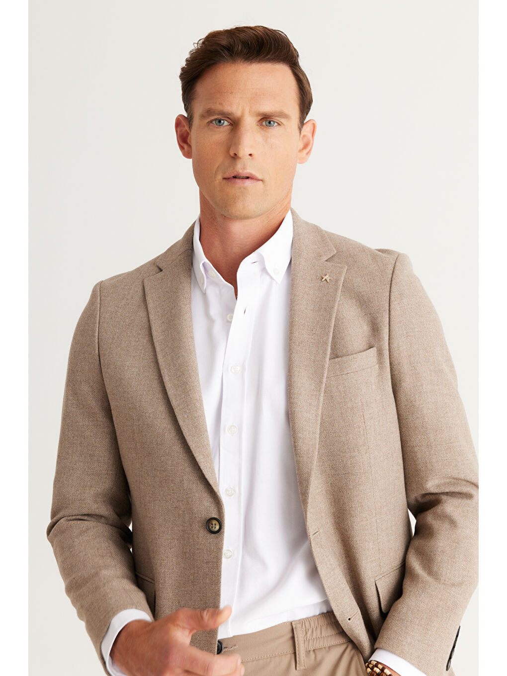 Erkek Bej Regular Fit Geniş Kesim Mono Yaka Diagonal Desenli Yünlü Ceket-1