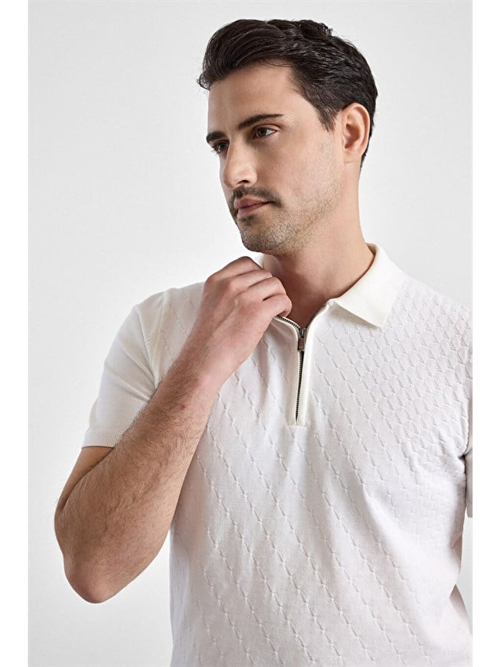 Beyaz Regular Düz Fermuarlı Polo Yaka Kazak-1
