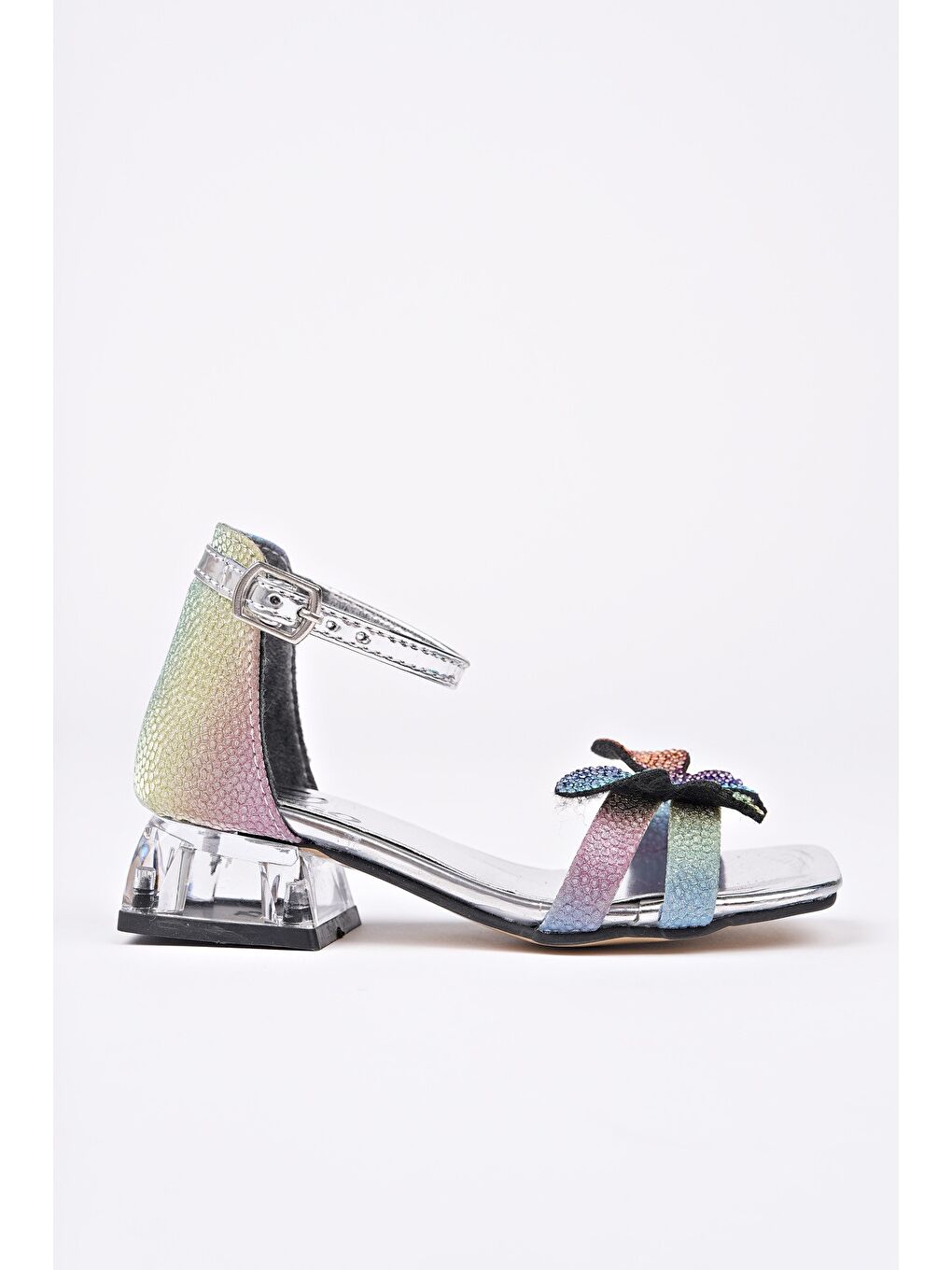 Lila LOLA Kelebek Detaylı Bilekten Bağlamalı Kız Çocuk Kısa Topuklu Ayakkabı-3