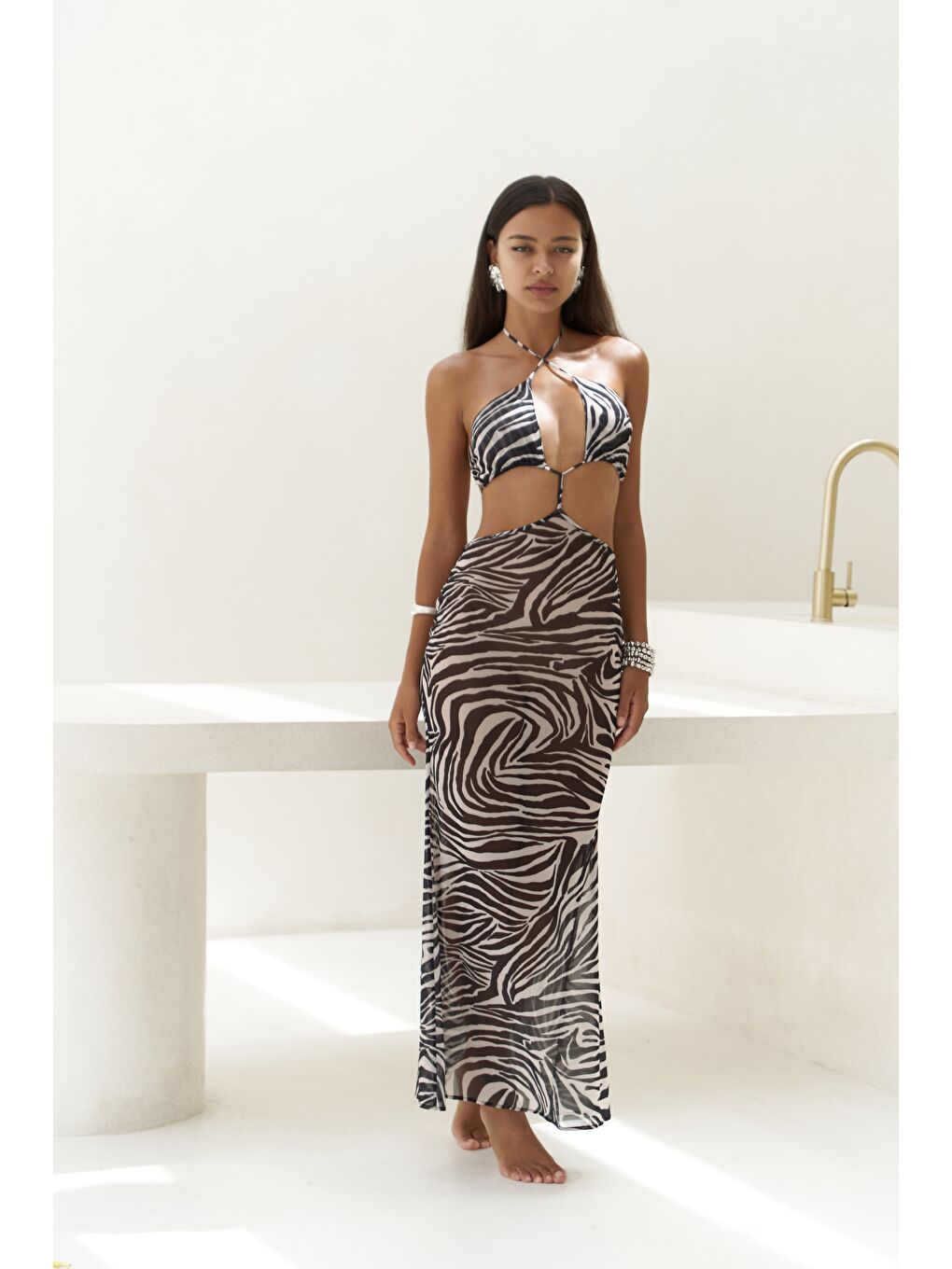 Griffin Bağcık Detaylı Siyah Uzun Elbise