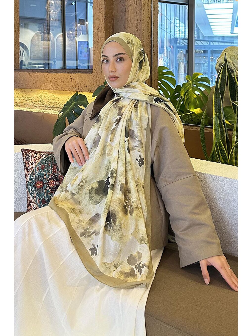 Batik Çiçek Desen Bambu Şal Mint Yeşili