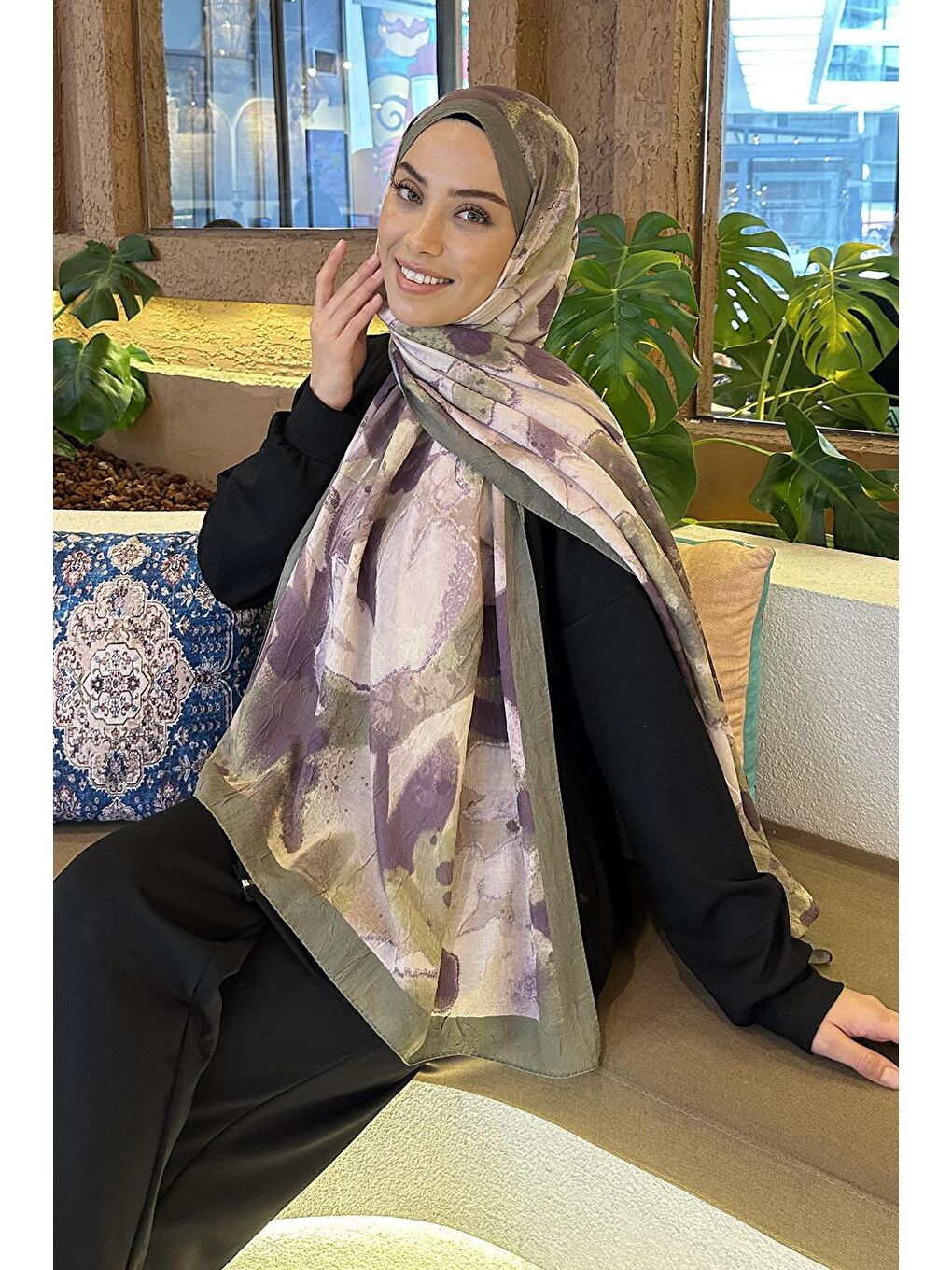 Flora Garden Desen Bambu Şal Haki-1