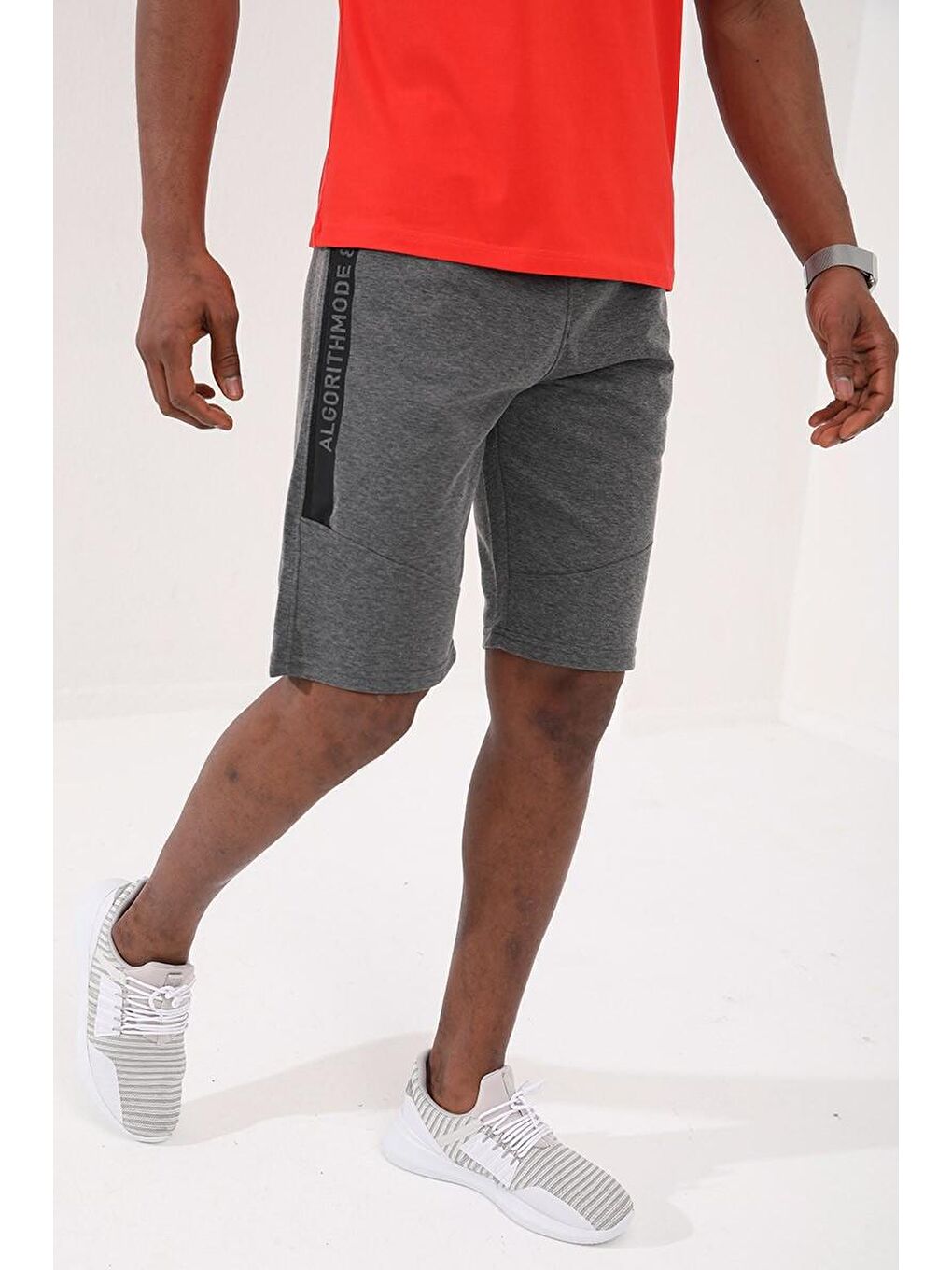 Gri Melanj Yazı Baskılı Fermuar Cepli Bağcıklı Standart Kalıp Erkek Şort - 81205-4
