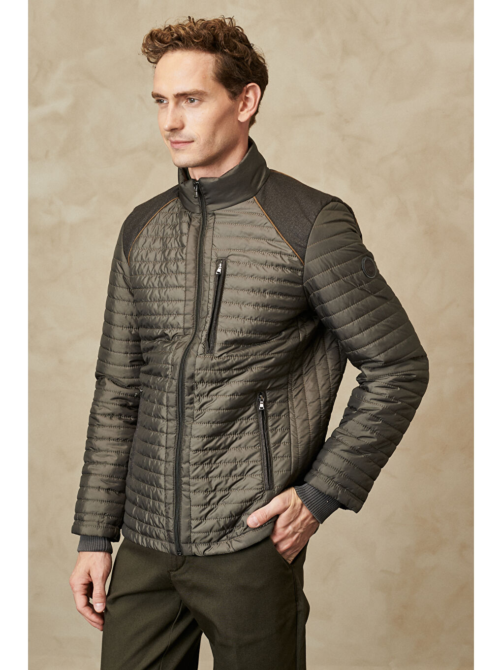 Erkek Haki Standart Fit Normal Kesim Soğuk Hava Geçirmez Desenli Şişme Mont-2