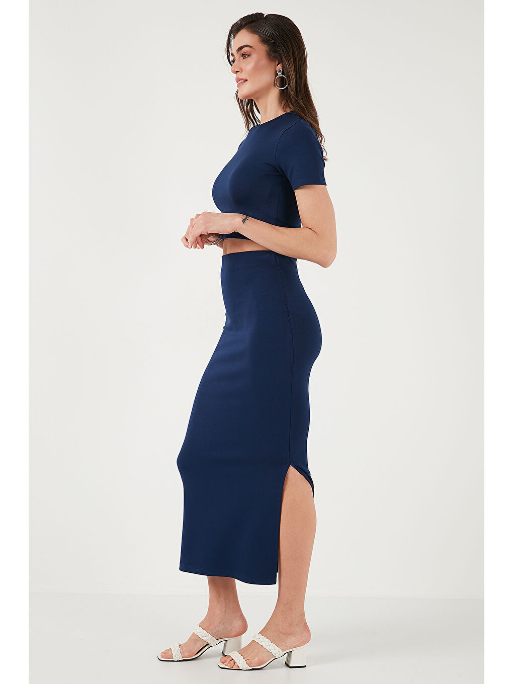 Lacivert Slim Fit Yırtmaç Detaylı Uzun Etekli Crop Kadın Takım 5866148-1