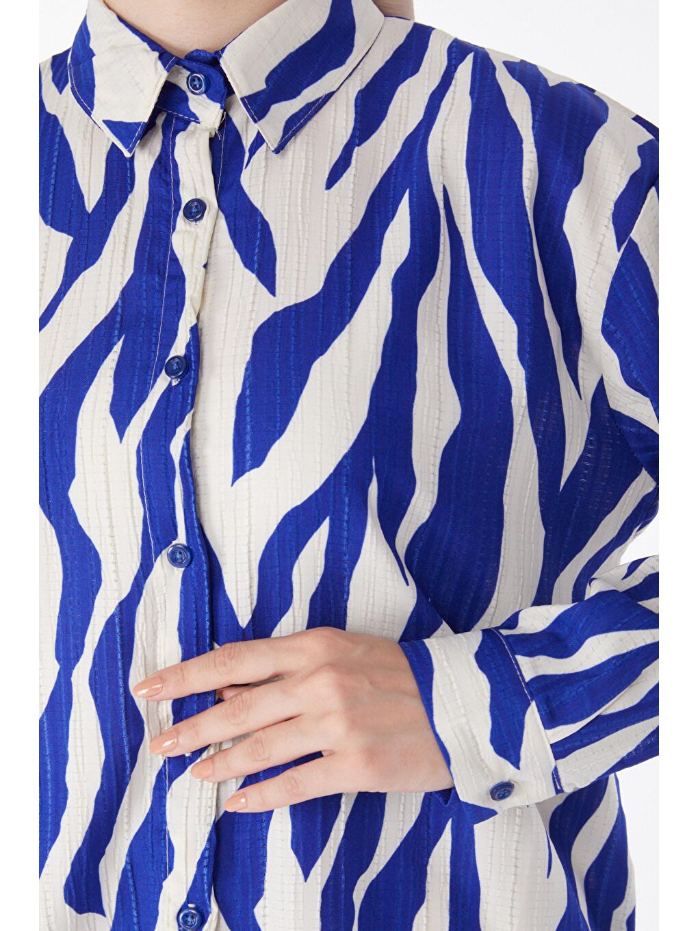 Gömlek Yaka Kadın Mavi Desenli Gömlek - 25051-4