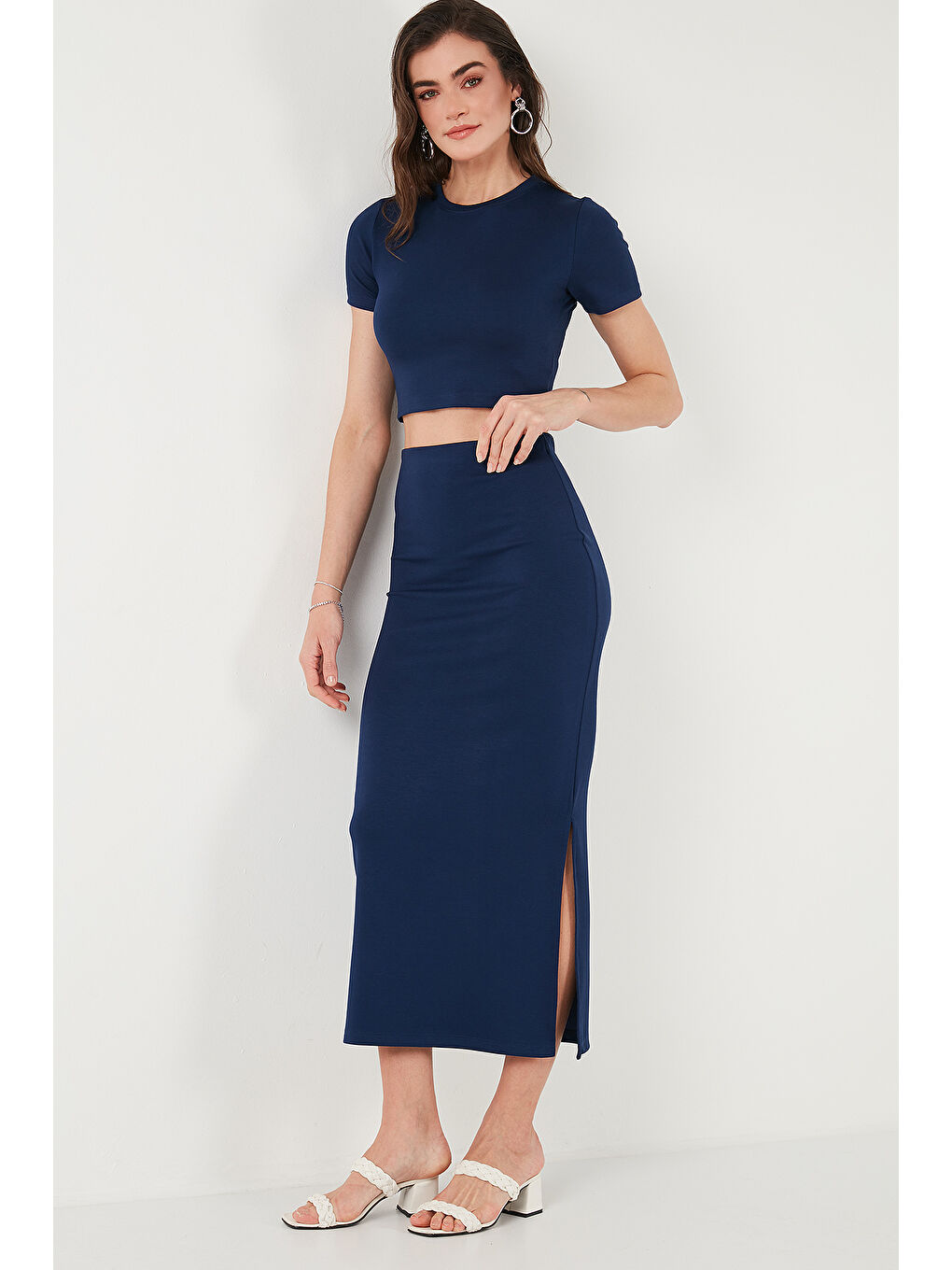 Lacivert Slim Fit Yırtmaç Detaylı Uzun Etekli Crop Kadın Takım 5866148-5
