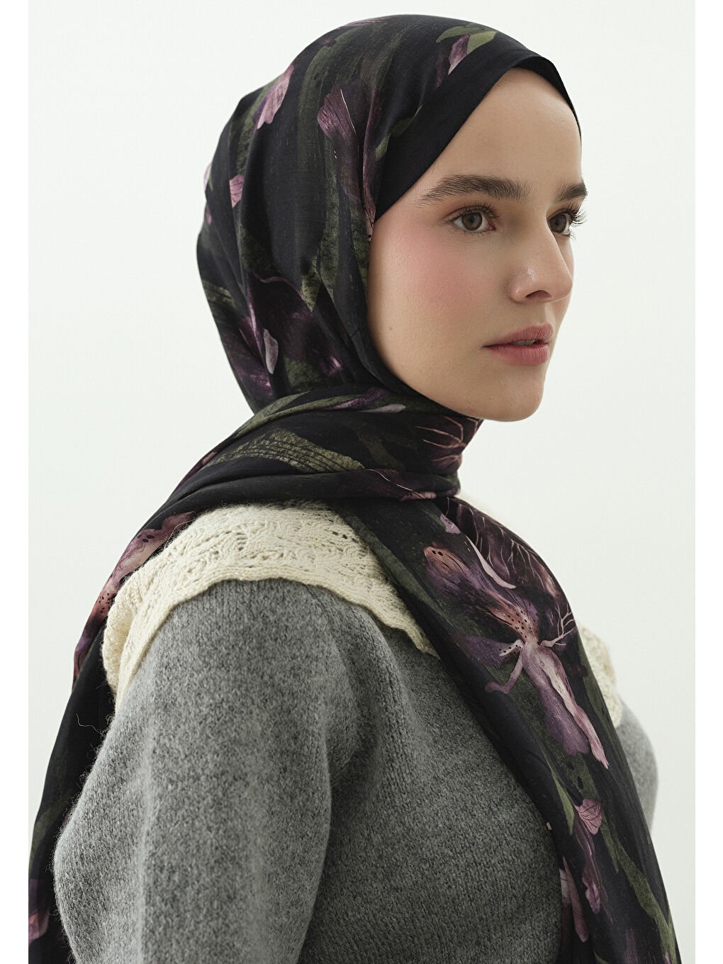 Beyaz ZELINDA DESENLİ PAMUK VİSKON ŞAL MÜRDÜM-3