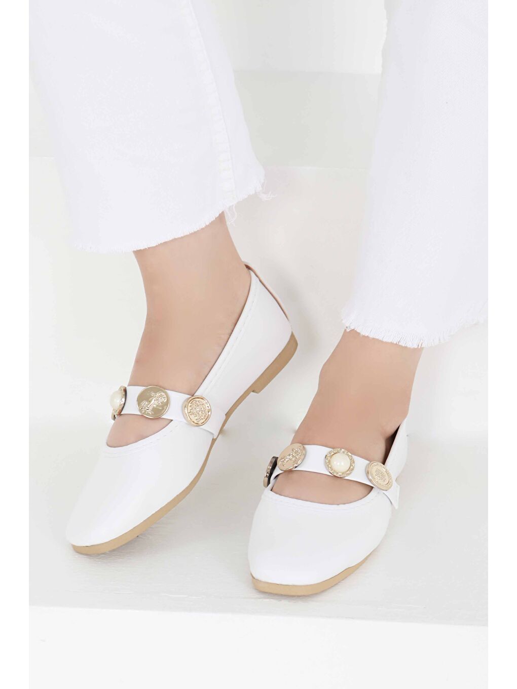 Kadın Beyaz İncili Tokalı Babet - 27397