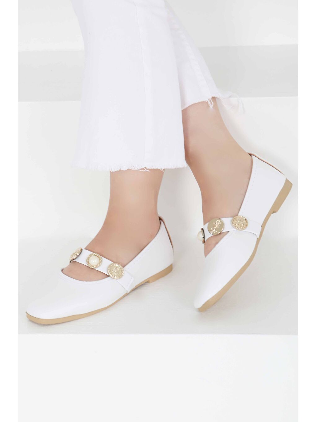 Kadın Beyaz İncili Tokalı Babet - 27397-1