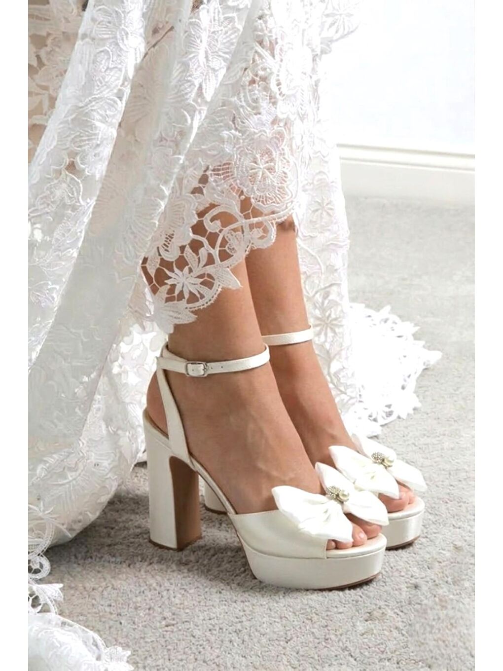 Bej Sedef Kadın Topuklu Ayakkabı Y820203909-1