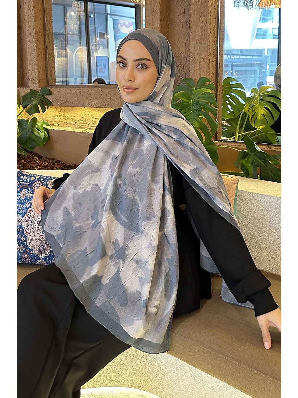 Flora Garden Desen Bambu Şal Gri